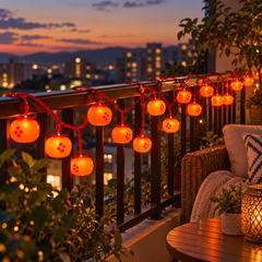 Solar LED Persimmon Lantern Lights, 10 m — in situ at night
